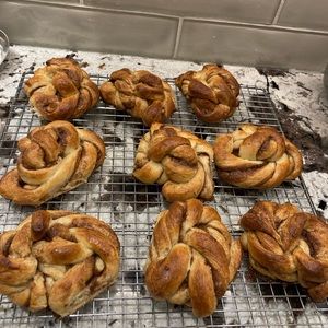 Meet your Posher, Norma